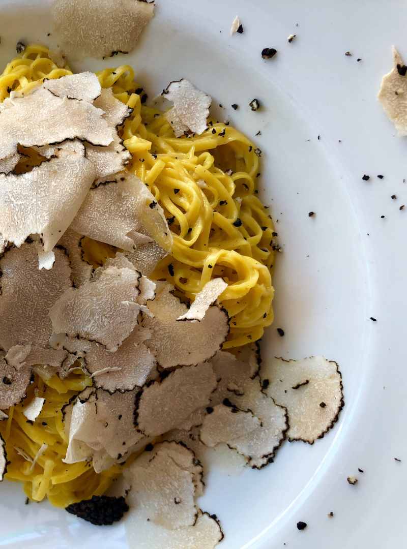 tartufo nero e pasta